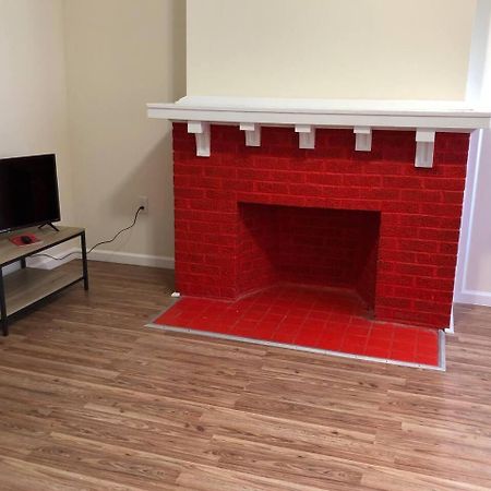 Large And Private 3 Bedroom And 1 Bathroom Apartment Near Newark International Airport Ewr And New York City 外观 照片